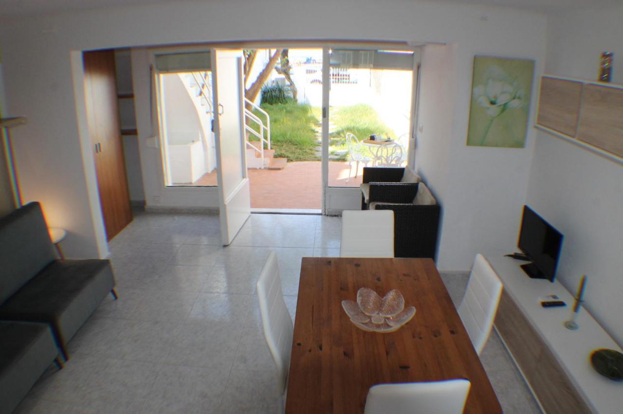 Agi Port De Rosas公寓 外观 照片